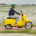 Kan een elektrische scooter op de weg gaan?